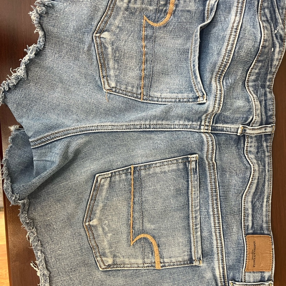 American Eagle Outfitters Light Blue Jean Shorts - Picture 2 of 3